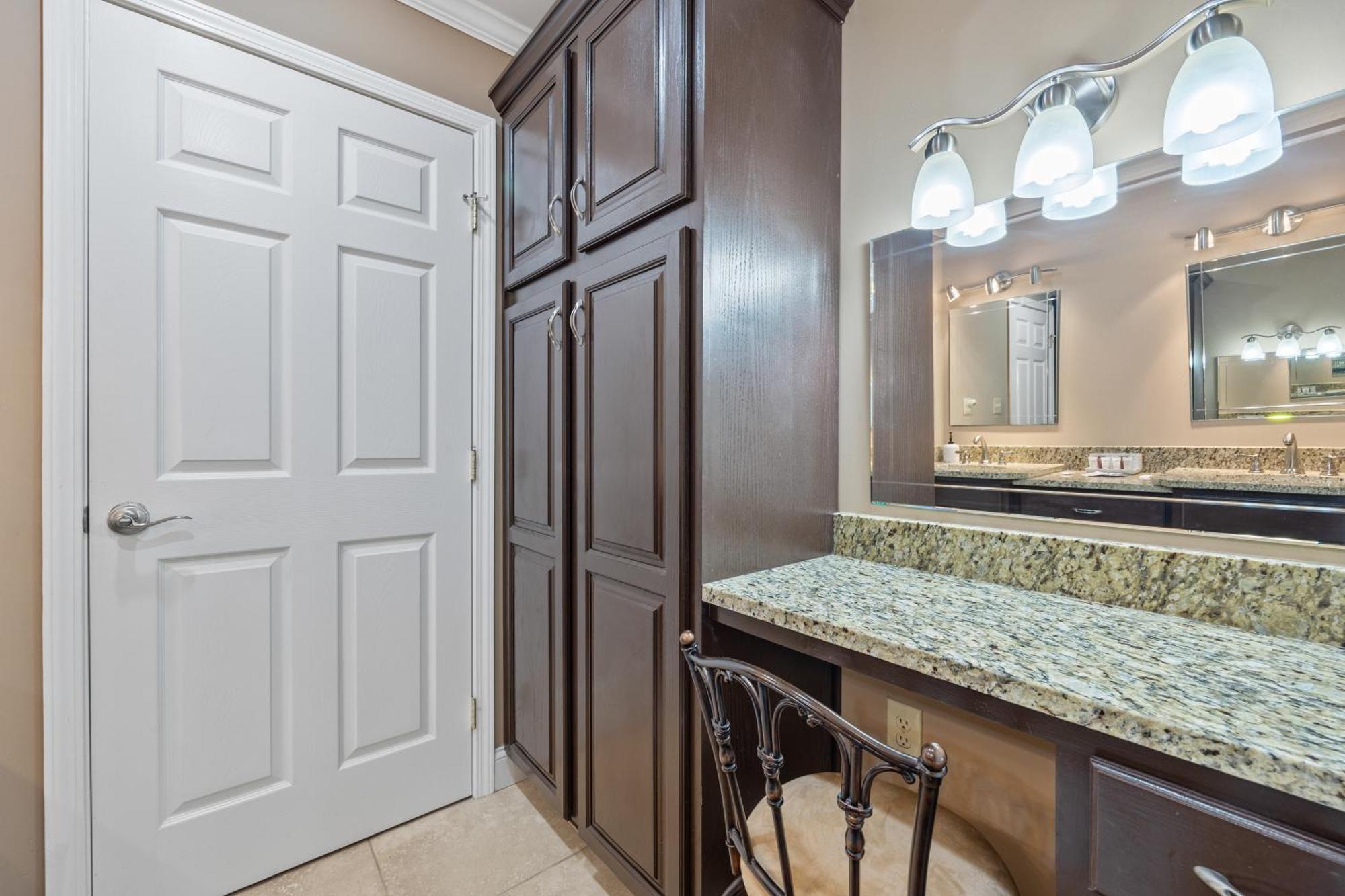 Family House With Lake Access Soaking Tub & Wi-Fi 格林斯伯勒 外观 照片